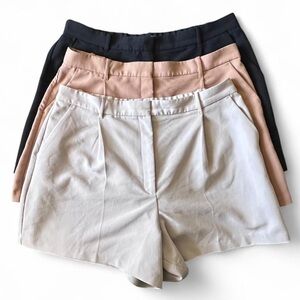 Abercrombie & Fitch Highwaisted Pleated Shorts - Set of 3